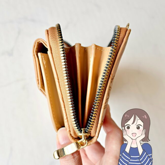 カードや診察券が50枚も入った…！しまむらの“1419円お財布ショルダー”スマホも収納できて天才すぎる！