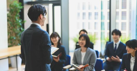 こりゃ、お先真っ暗だな…会社の未来に絶望したら試してほしい「ボトムアップで組織を変革する方法」