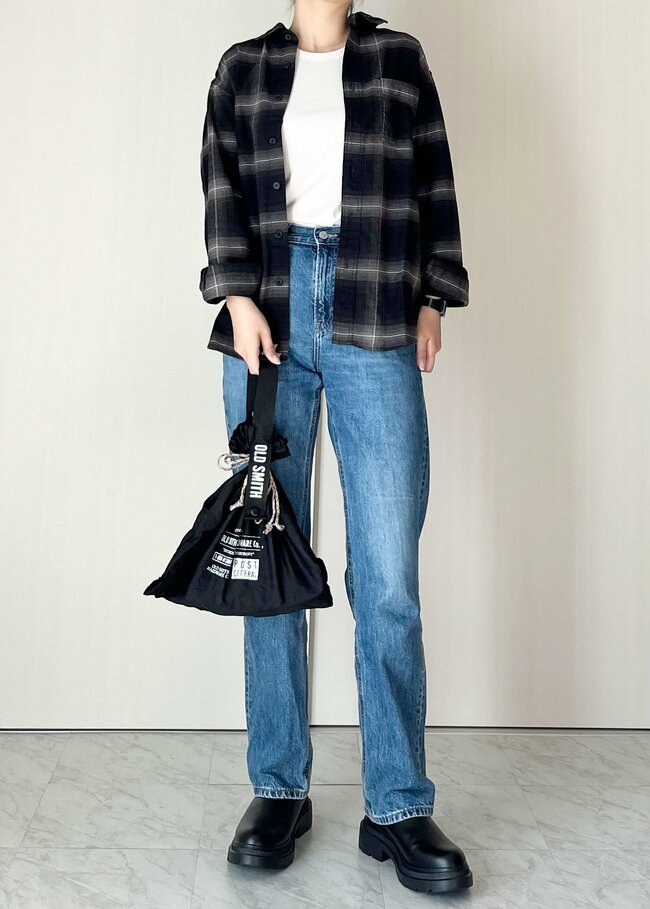 「重ね着しなくても暖かい」ユニクロの“ふんわりトップス”毎日着たいくらいお気に入り！「2着目の購入です」「1枚羽織るだけでおしゃれ」