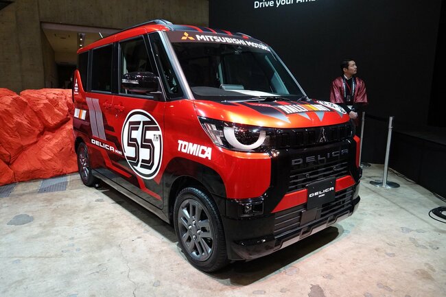 先代デリカミニベースのトミカ55周年仕様車