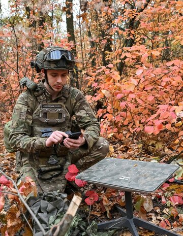ウクライナの防衛体制が混乱、スターリンク速度制限で