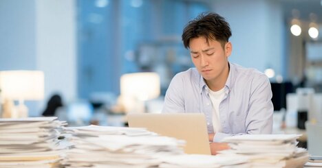 「めっちゃ仕事が遅い人」が職場でやっていること・ワースト1