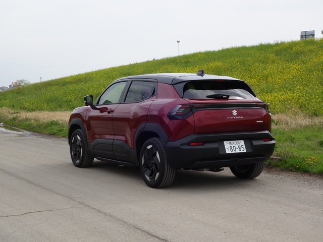 eビターラのリアビュー