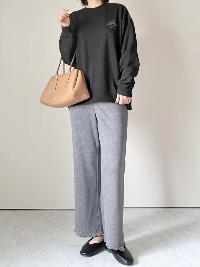スウェット感覚ではけて楽ちん!GUの「着回しパンツ」1990円とは思えないオシャレさで、秋冬コーデに大活躍です!《購入レビュー》