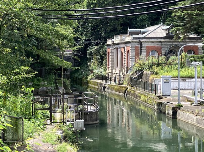 旧御所水道大日山水源地喞筒所