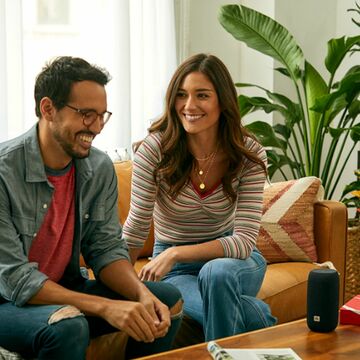 JBL、Googleアシスタント搭載のポータブルスピーカー「JBL LINK Portable」