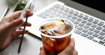 コーヒーは1日何杯までにするべき?飲み過ぎは「急性中毒」で死に至る危険も