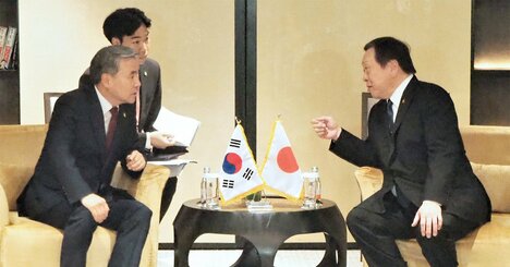 韓国軍「レーダー照射問題」で日本が妥協した理由、元駐韓大使が解説