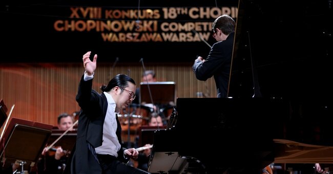 世界2位ピアニストで経営者、反田恭平氏が「音楽界の寵児」となった舞台裏