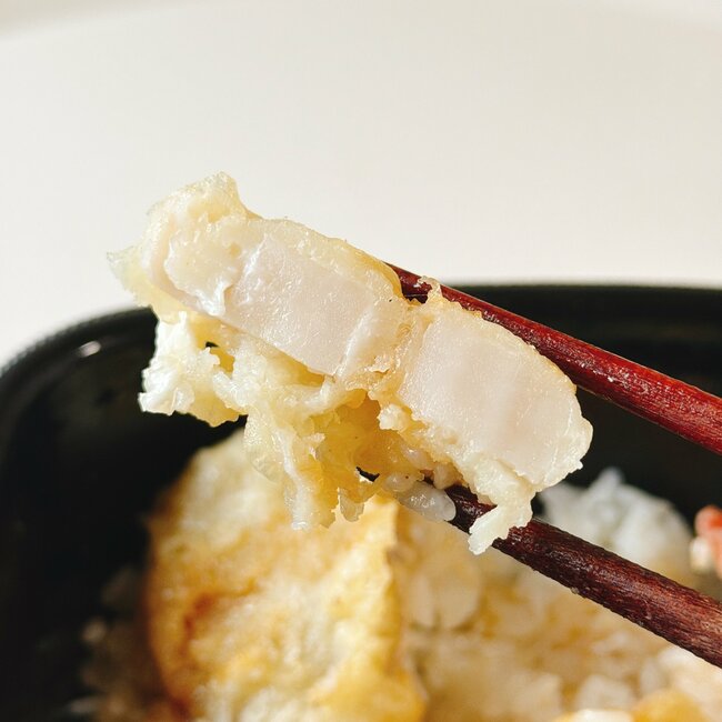 「お腹いっぱいです」「最高に幸せ」ほっともっとの“てんこ盛り弁当”具が多すぎてごはんが見えないよ…!