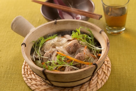 【今夜のレシピ】市販の「鍋スープの素」で、<br />アッというまにできる「鶏の激ウマ煮物」！