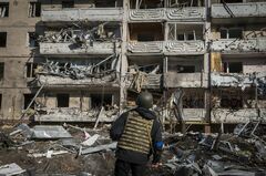 ロシア軍がキエフ爆撃、東欧3首脳 ゼレンスキー氏と会談へ
