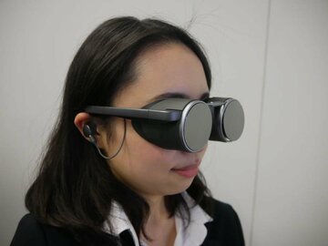 パナソニックのメガネ型VRグラスを体験、軽さと有機ELならではの没入感が魅力