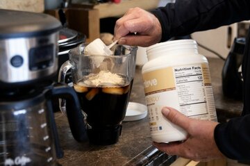 「何にでもプロテイン」の米国　原料不足で価格高騰