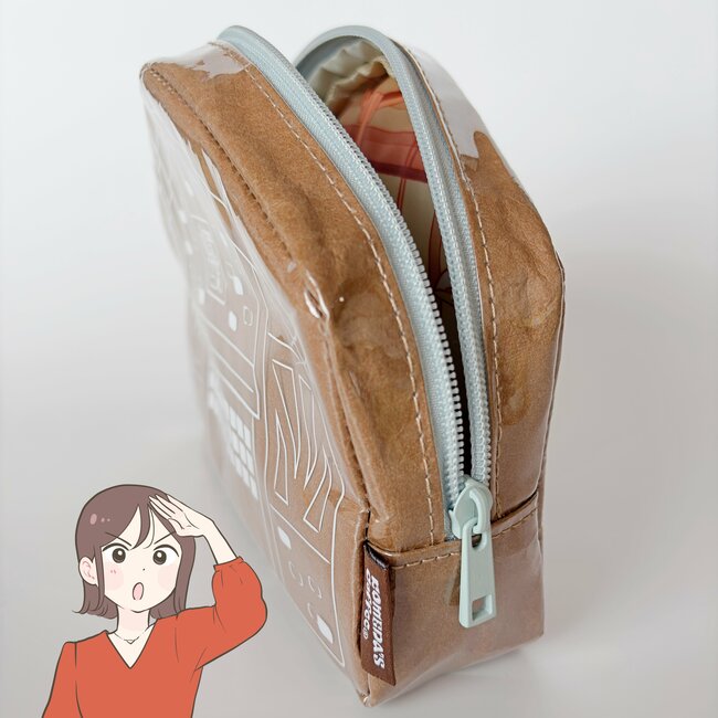 見つけた瞬間、迷わず購入！コメダ珈琲の“お店みたいなポーチ”かわいすぎて年中持ち歩きたい！「一目惚れで買った」「内側が店内柄」