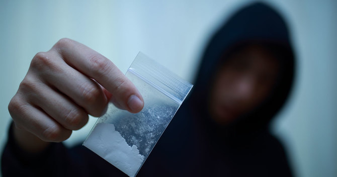 芸能人による薬物犯罪が絶えない