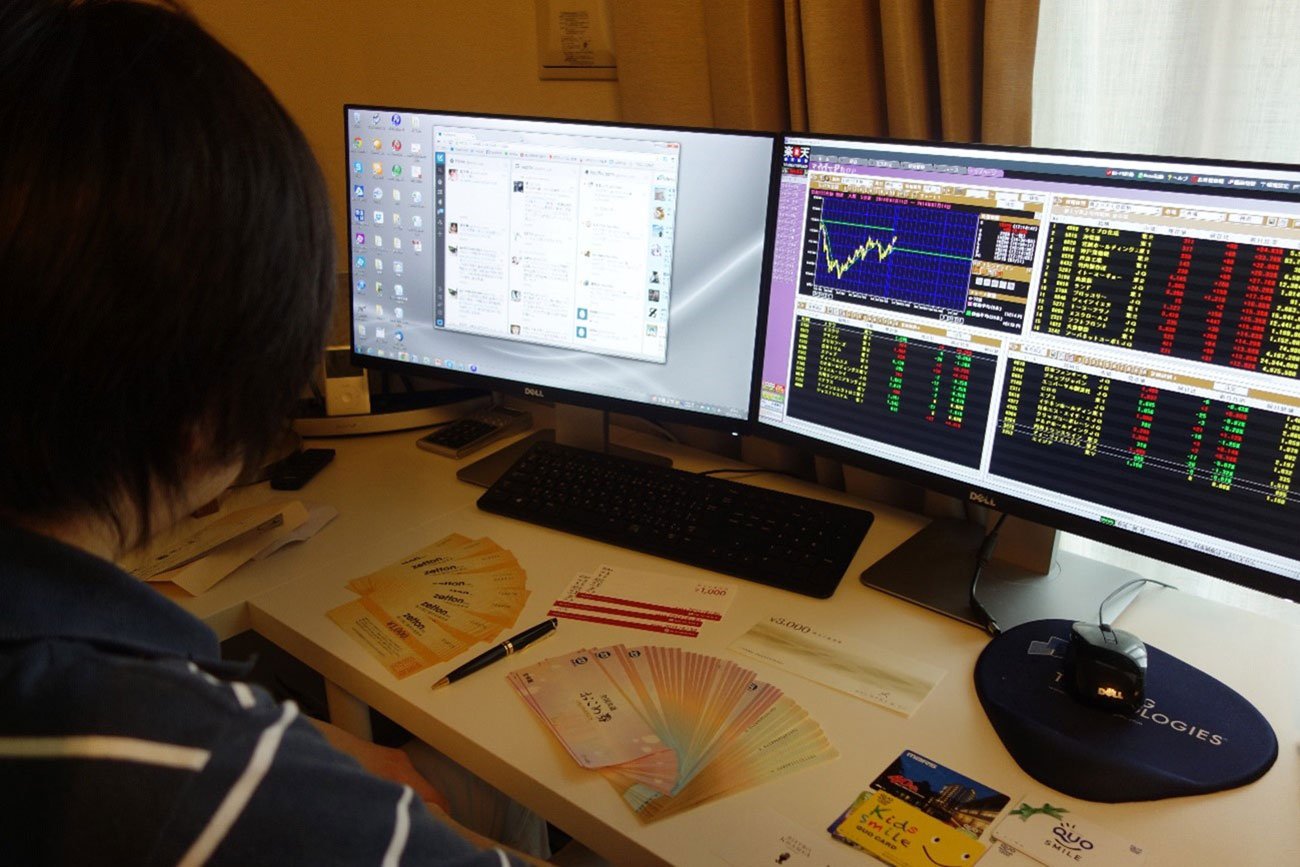 バフェットが買った商社株は後追い投資してもいいか？