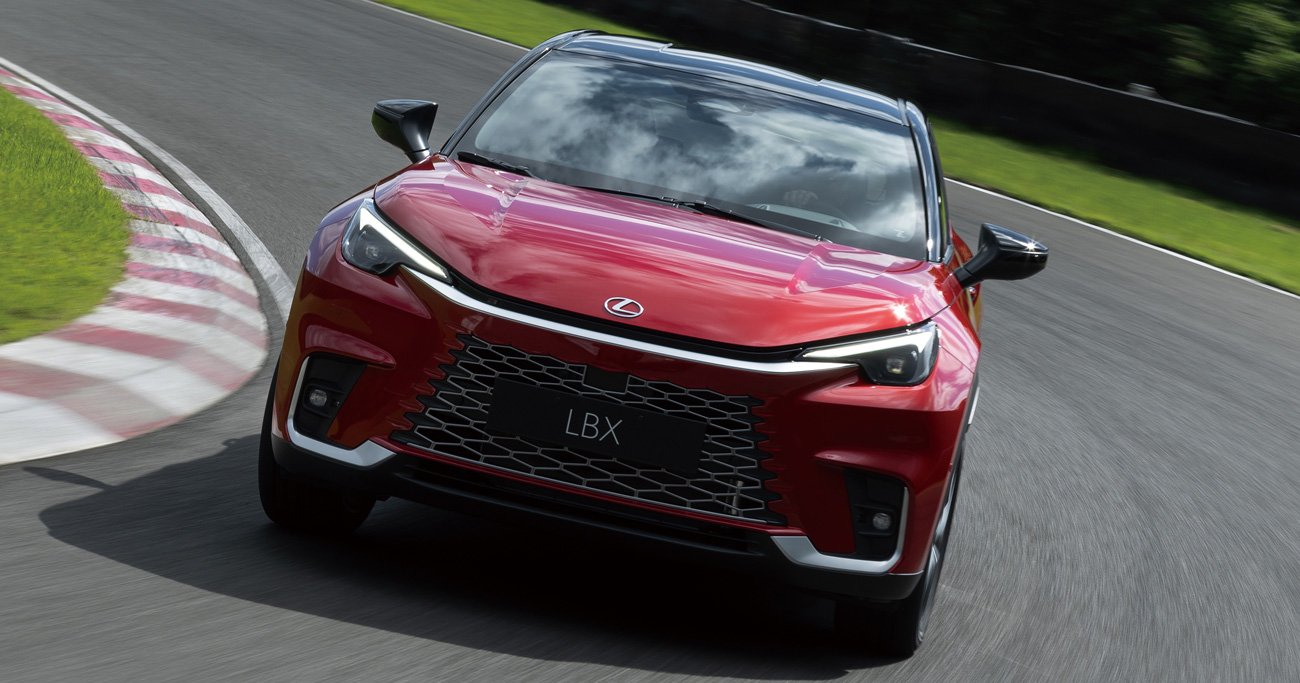 レクサスLBX、コンパクトなことが「高級車」の新たな魅力になる!【試乗記】