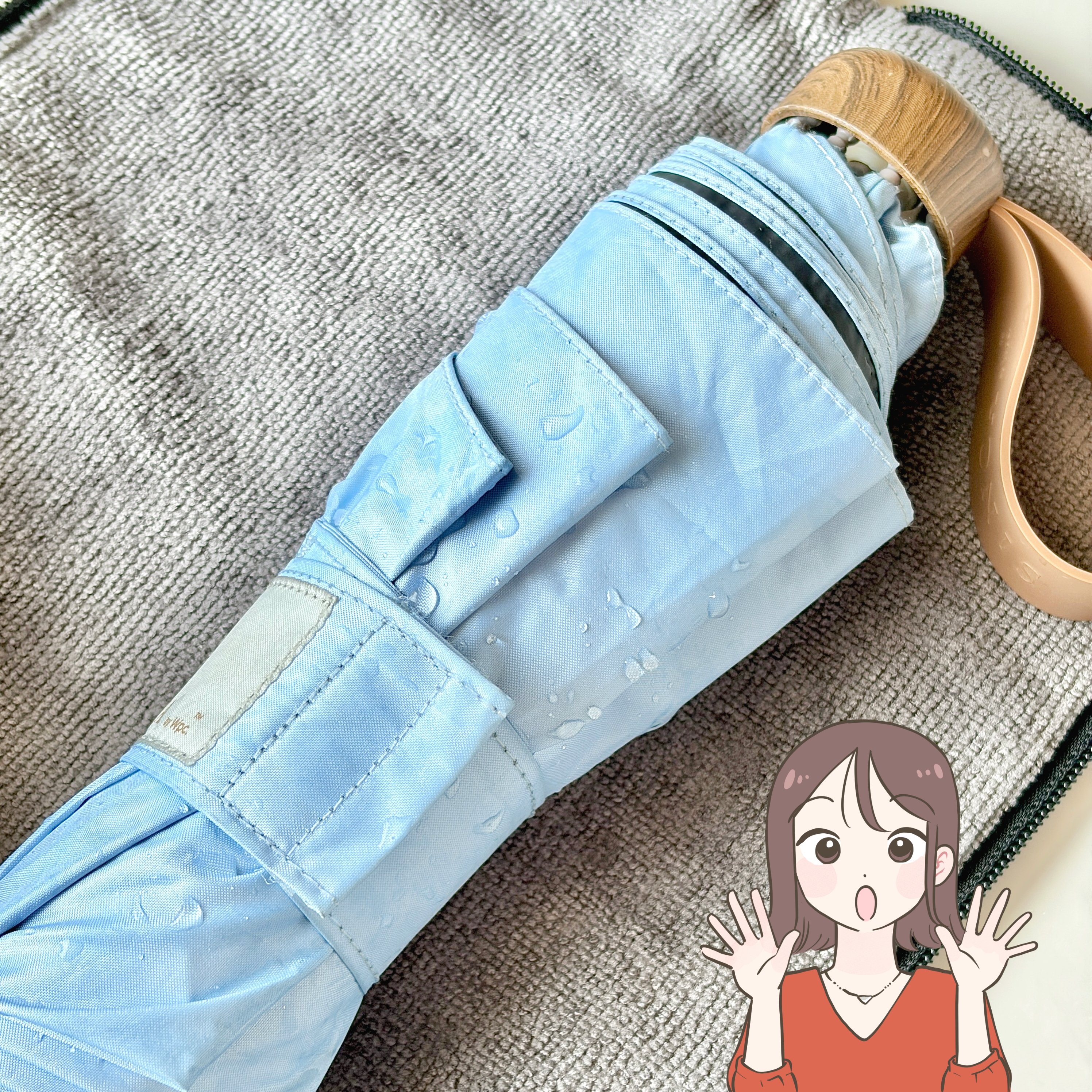 「バッグを濡らさない」「雨の日が苦痛ではなくなった」無印良品の“天才レイングッズ”外出がラクになって嬉しい！「折りたたみ傘ユーザーにおすすめ」