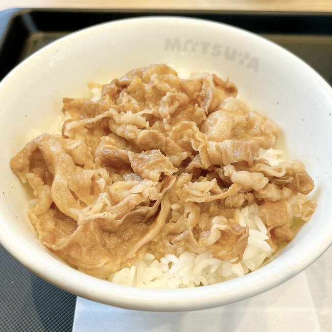 ガッツリ食べたい時の味方。2025年に松屋で食べてよかった「やみつきメニュー」9選