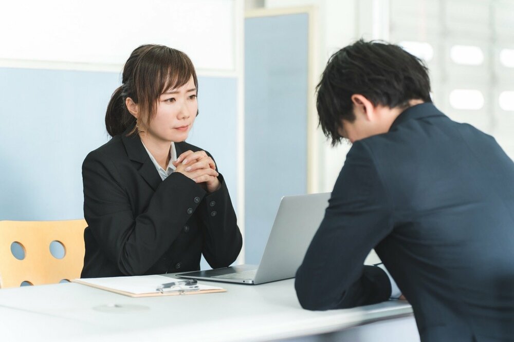 無能なリーダーは「あなたのために…」と言う。仕事ができるリーダーは何と言う?