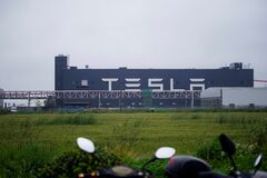 テスラ、JPモルガンを逆提訴　ワラント巡り対立激化