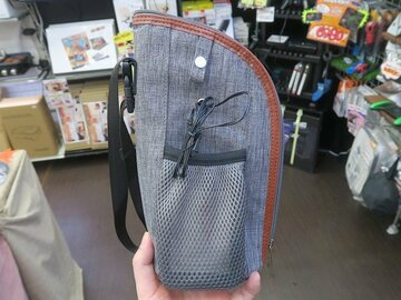 ドリンクをホカホカで持ち歩けるUSBで給電可なヒーター内蔵ポーチ
