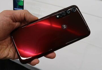 【格安スマホまとめ】SIMフリースマホに新製品、超軽量ハイエンド「AQUOS zero2」に「moto g8 plus」