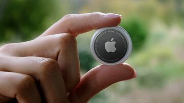 アップルとグーグル、「AirTag」の安全性懸念で協力