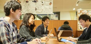なぜ「フリーアドレス」は失敗するのか？ 高額なオフィス改修がムダになる「フリーアドレスの座席予約が定着しない元凶」と組織の生産性を上げる解決策とは