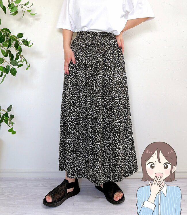 「素敵ですねと声をかけられた」ユニクロ新作の“華やかワンピース”後ろ姿までカワイイ！「色違いも購入しました」「縫製もシルエットも綺麗」