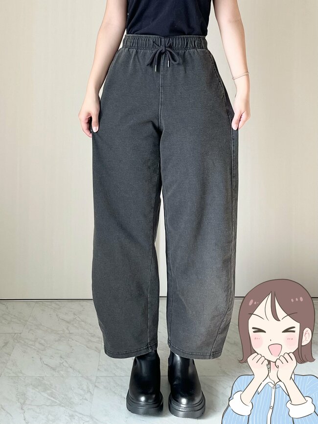 「気に入って2色買いました」GUの“デニムみたいなスウェット”がオシャレなのに楽ちんすぎる！「ダル着っぽくならない」「楽なのでヘビロテしてます！」