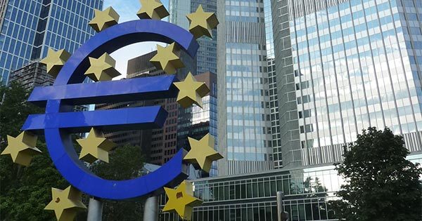 欧州中央銀行(ECB)がついに量的緩和の終了を発表、肝心の利上げはいつから?