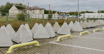 ロシアからの攻撃にもろい欧州、机上演習で浮き彫り