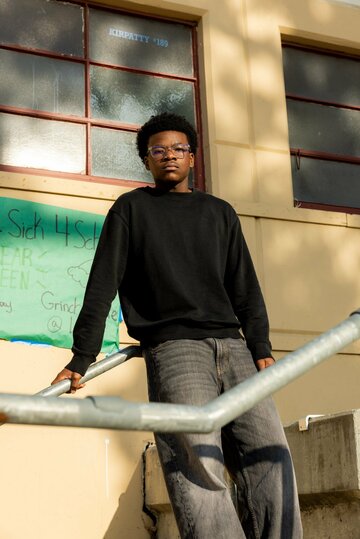 大麻との戦いに敗れつつある米高校　授業中も吸引