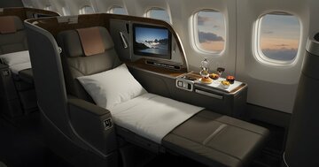 なぜ某航空会社は、空いている上位席を「固定価格」ではなく、お客様に入札させるのか？