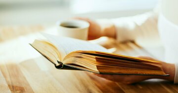 作家・宮部みゆきが「小説よりも奇なり」と唸った、科学捜査の現場を覗けるおすすめ本とは?