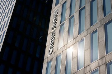 クレディ・スイス債権者、AT1債無価値化に異議申し立て