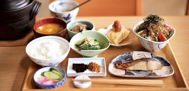 京丹後産コシヒカリの炊き立てご飯がおいしい「京の朝ごはん」