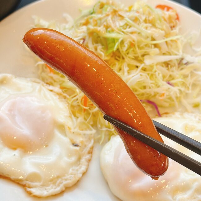 「こういうのが最高なのよ！」松屋の“580円モーニング”おかずたっぷりでボリュームがすごい！「1番好きかも」「めちゃめちゃウマかった！」