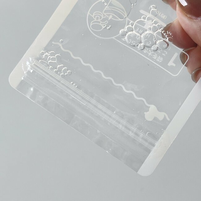 「全然売ってなくてやっと買えた」セリアの“旅行で活躍するアイテム”が110円とは思えない優秀さ！「荷物めっちゃ減らせた」「困ってたのが全て解決」