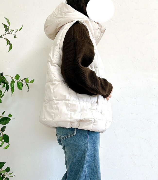 マフラーいらずの暖かさ！ワークマンの“ぱかぽかアウター”気温5度でも冷たい風を通さなくて快適！「冬の1番寒い時期でも安心」「軽いし暖かい」