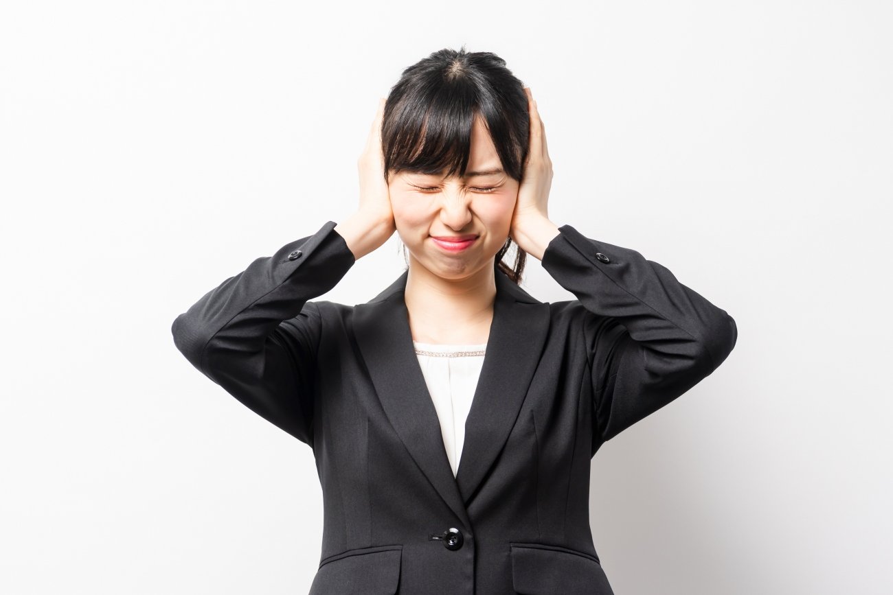 職場の飲み会で「つまらないから帰りたい」と嫌われる上司の特徴3選