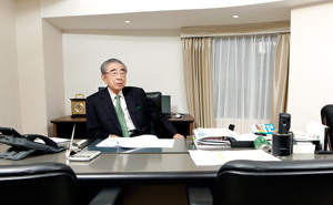 鈴木敏文氏、流通人生・退任劇・将来を語る(上)
