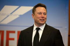 マスク氏、ツイッター社員に最後通告　激務か退職か