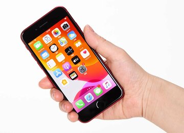 iPhone SEはどこで買うのが得？ 3大キャリアに出戻りもあり？