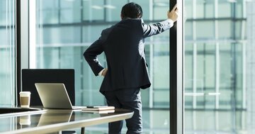 「経営コンサルの倒産」なぜ急増?現役コンサルがこっそり明かす“支援する側”の意外な弱点、資金繰りではなく...