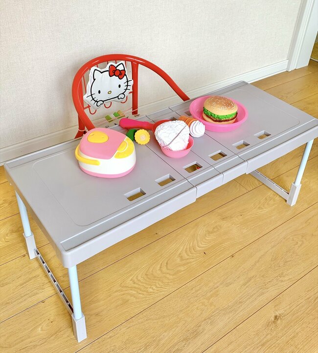 便利すぎて全部屋に置きたい…!ダイソーの“ニトリみたいな収納ラック”ごちゃごちゃな押し入れがスッキリした!「もう2つ欲しい」「スペースがだいぶ拡張されます」《購入レビュー》