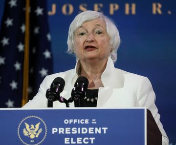 イエレン財務長官、上院が承認　初の女性登用