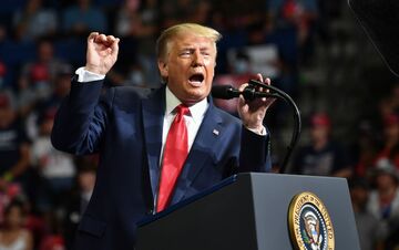 大統領選まで90日　トランプ氏、時間との戦い